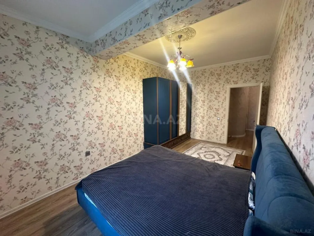 Kirayə verilir 2 otaqlı mənzil 95 m²