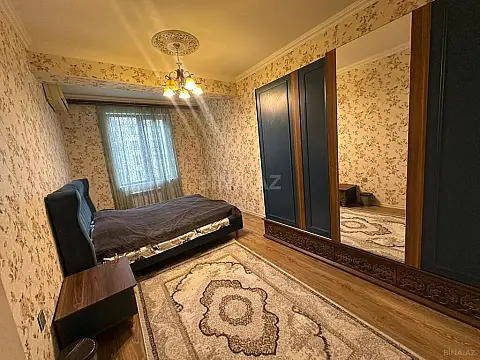 Kirayə verilir 2 otaqlı mənzil 95 m²