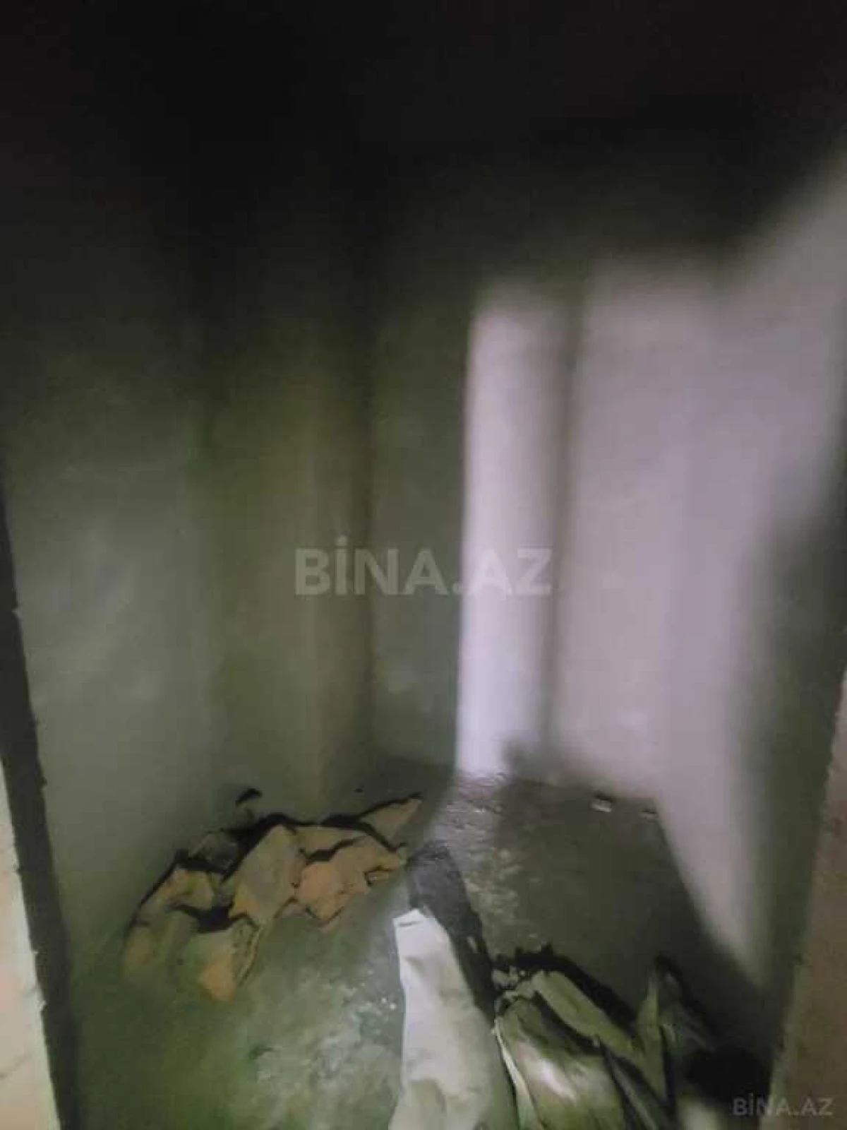 Satılır 3 otaqlı mənzil 157 m²