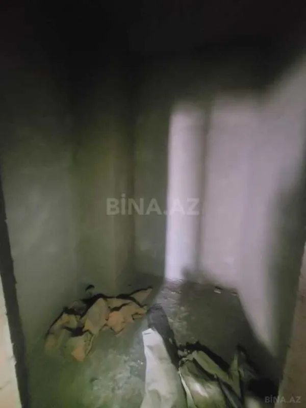 Satılır 3 otaqlı mənzil 157 m²