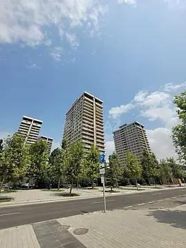 Satılır 3 otaqlı mənzil 157 m²