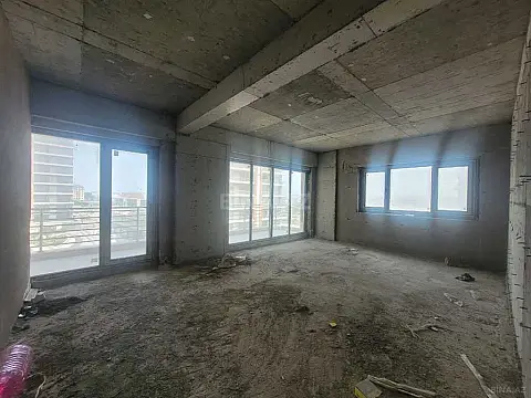 Satılır 3 otaqlı mənzil 157 m²