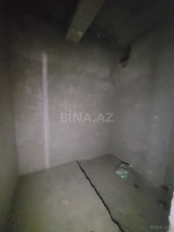 Satılır 3 otaqlı mənzil 157 m²