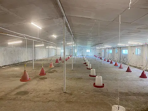 Satılır obyekt 240 m²