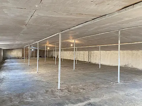 Satılır obyekt 240 m²