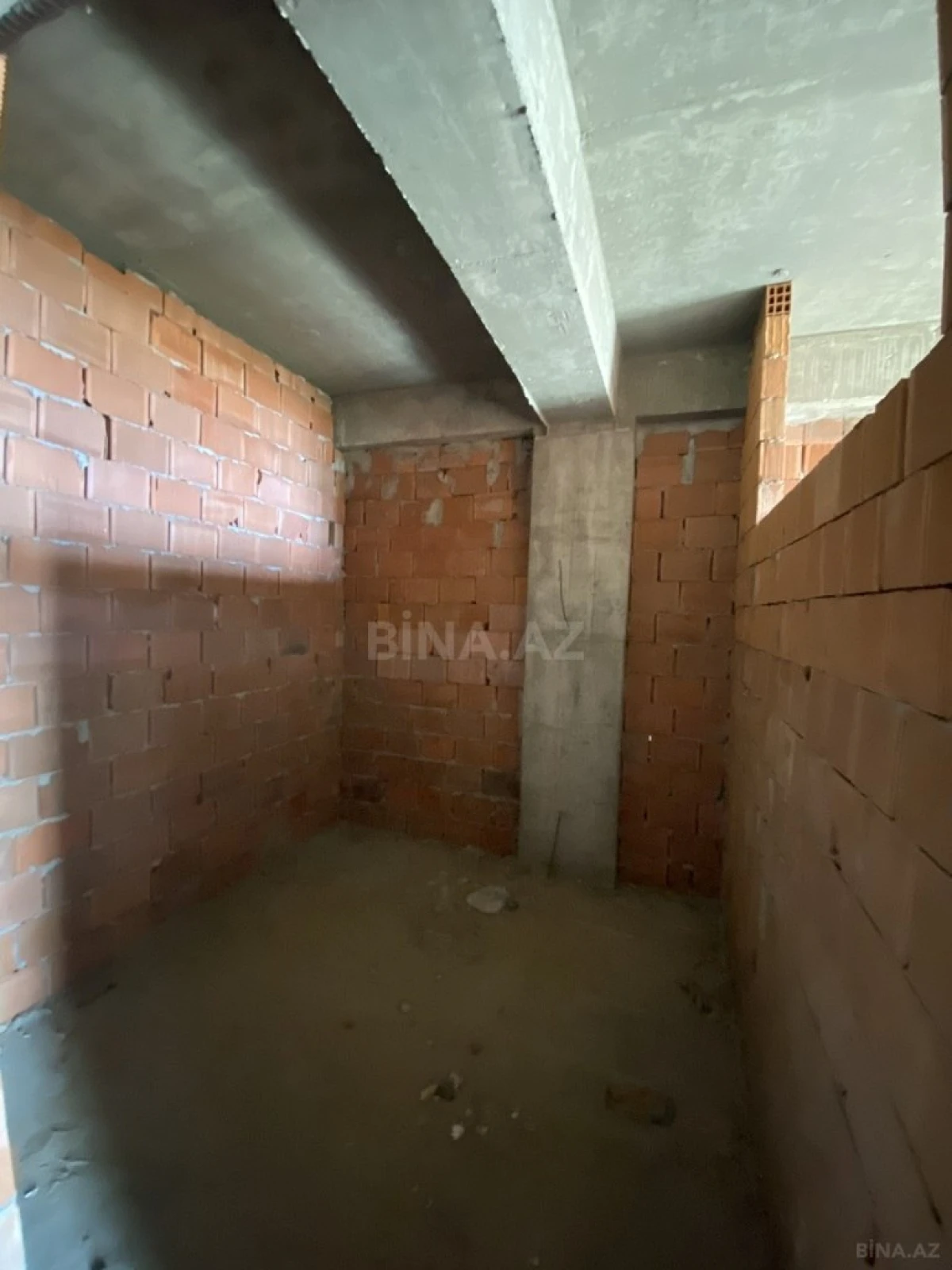 Satılır 2 otaqlı mənzil 52 m²