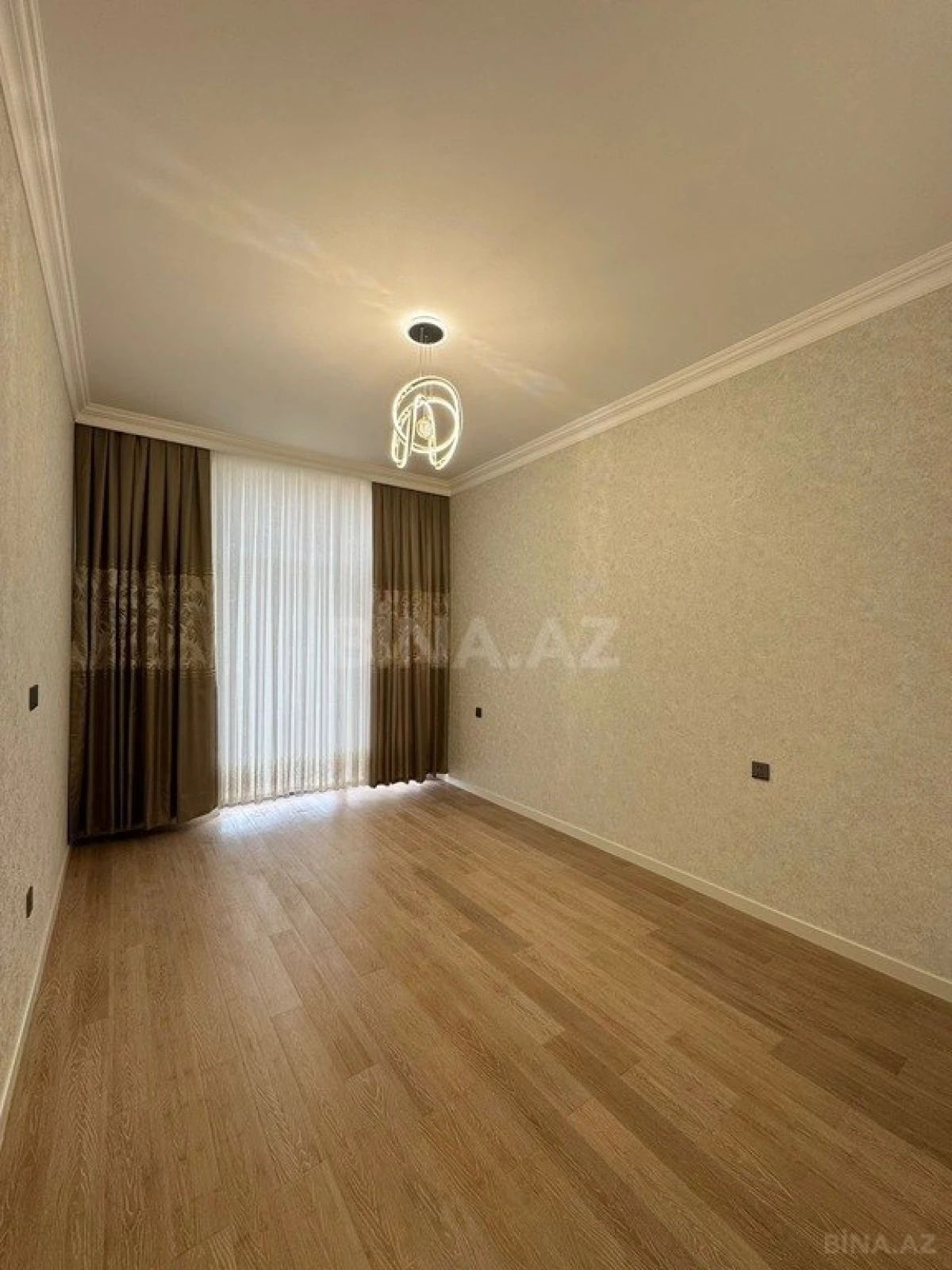 Satılır 2 otaqlı mənzil 45.3 m²