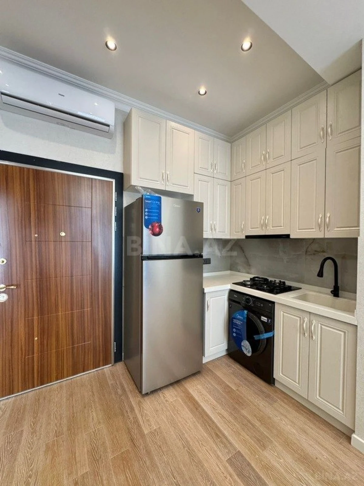 Satılır 2 otaqlı mənzil 45.3 m²