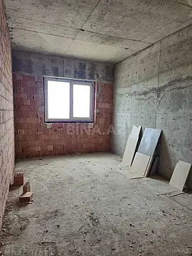 Satılır 3 otaqlı mənzil 157 m²