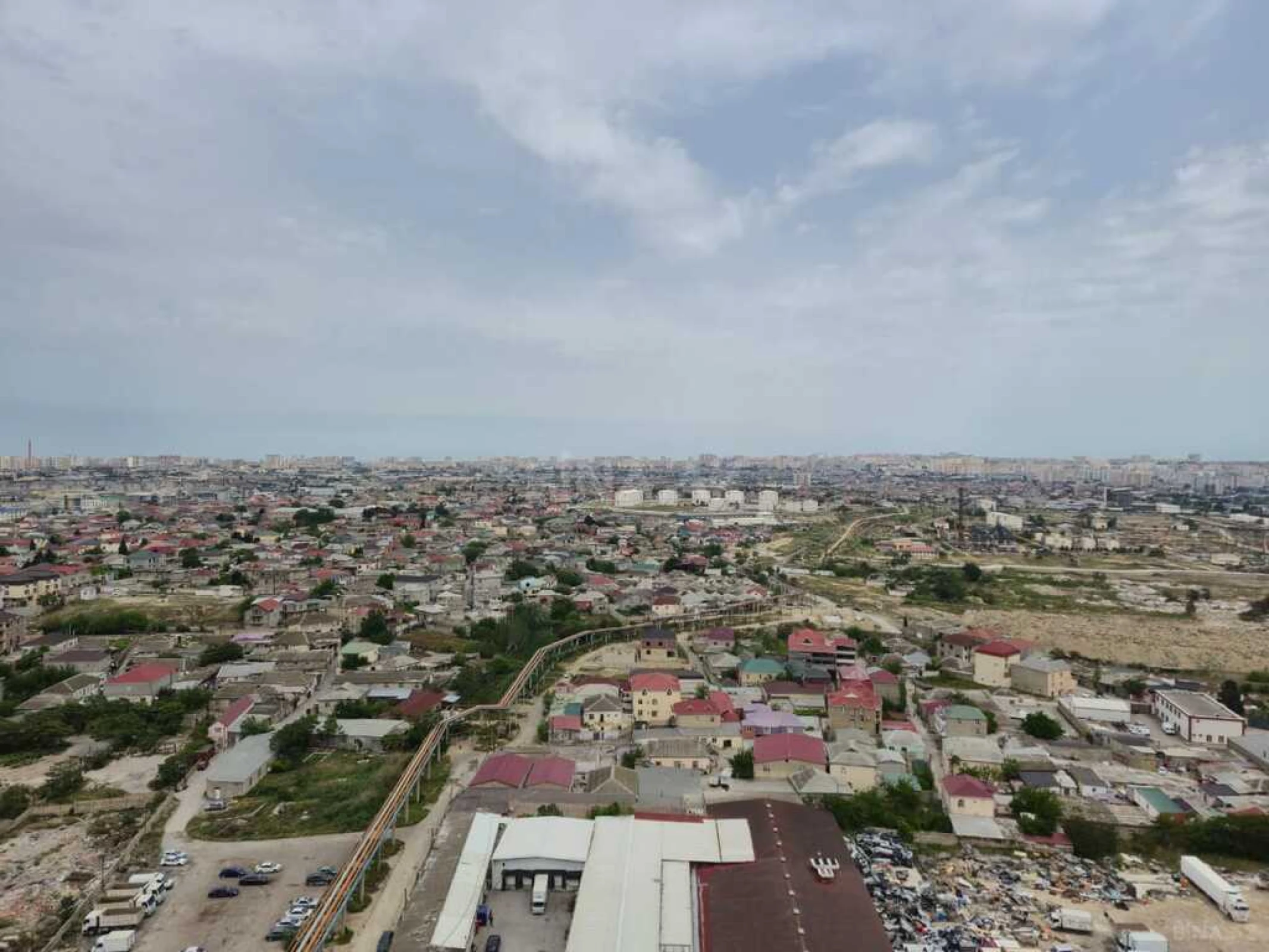 Satılır 3 otaqlı mənzil 157 m²