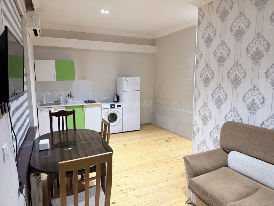 Kirayə verilir 2 otaqlı mənzil 40 m²