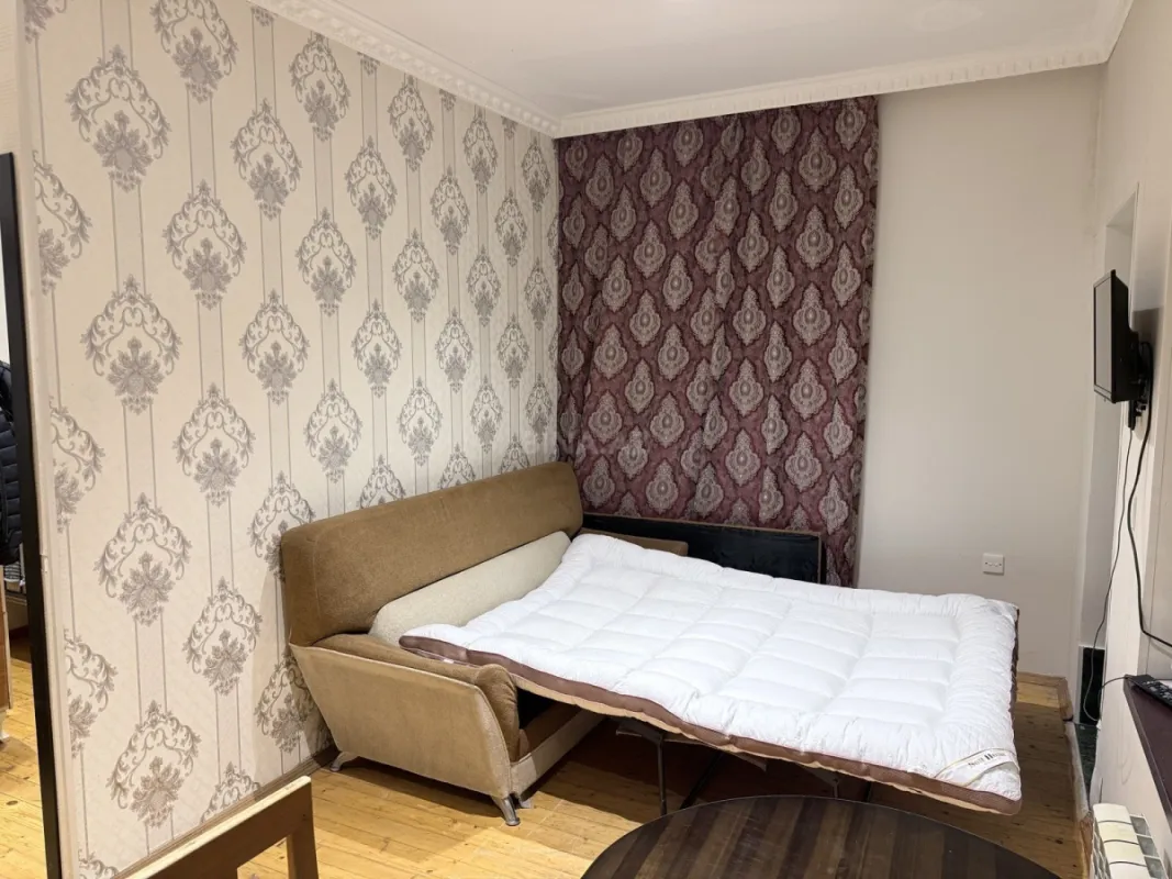 Kirayə verilir 2 otaqlı mənzil 40 m²