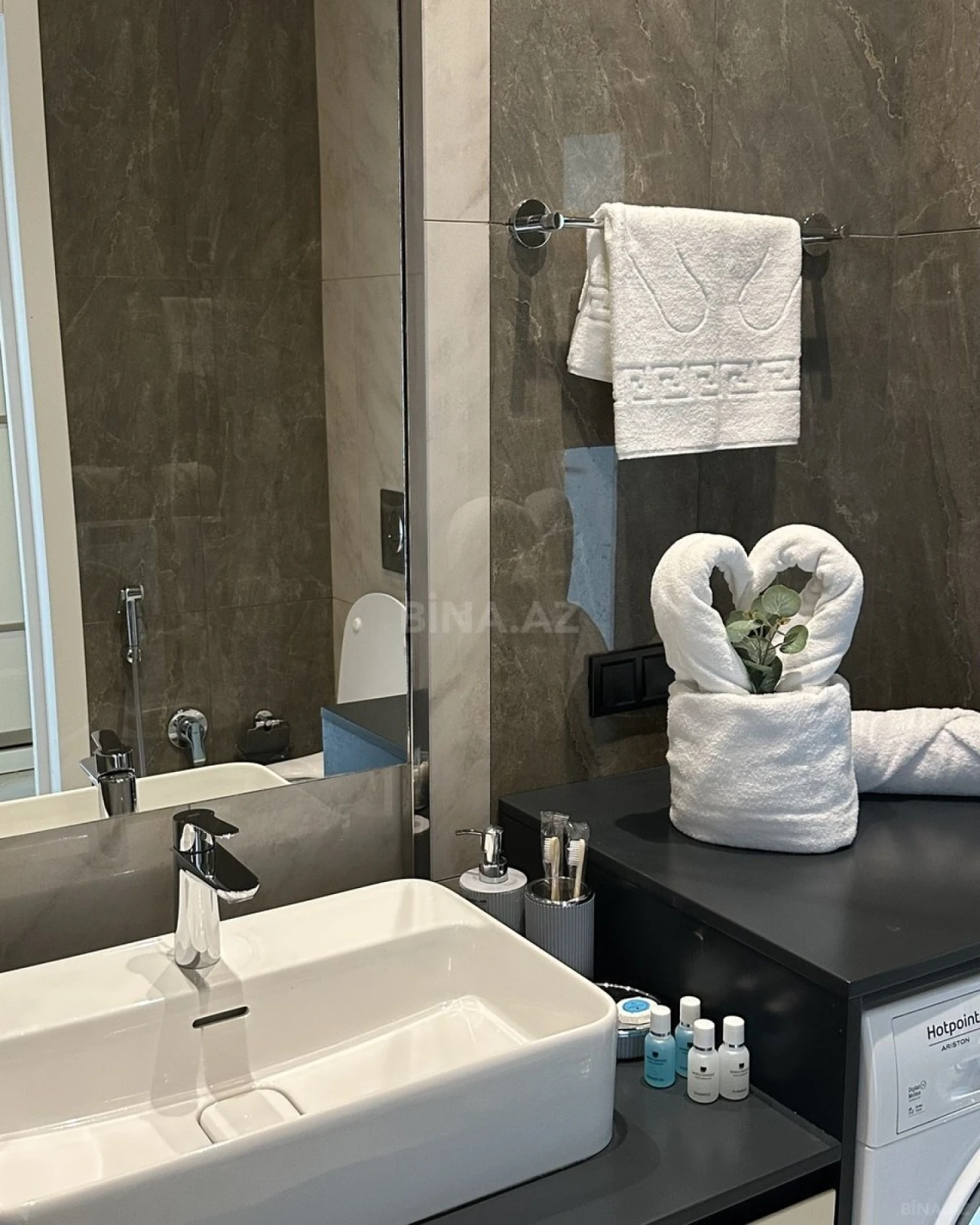 Kirayə verilir 2 otaqlı mənzil 72 m²