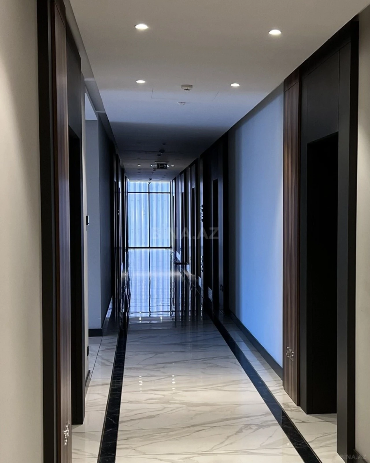 Kirayə verilir 2 otaqlı mənzil 72 m²
