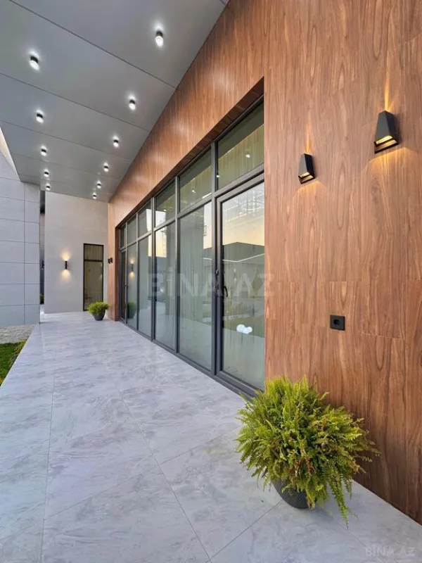 Satılır 5 otaqlı həyət evi 260 m²