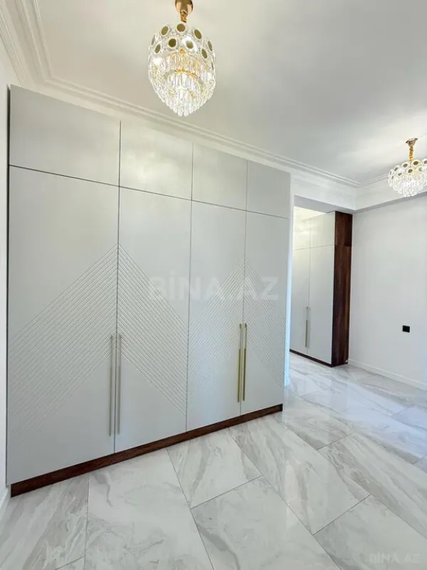 Satılır 3 otaqlı mənzil 100 m²