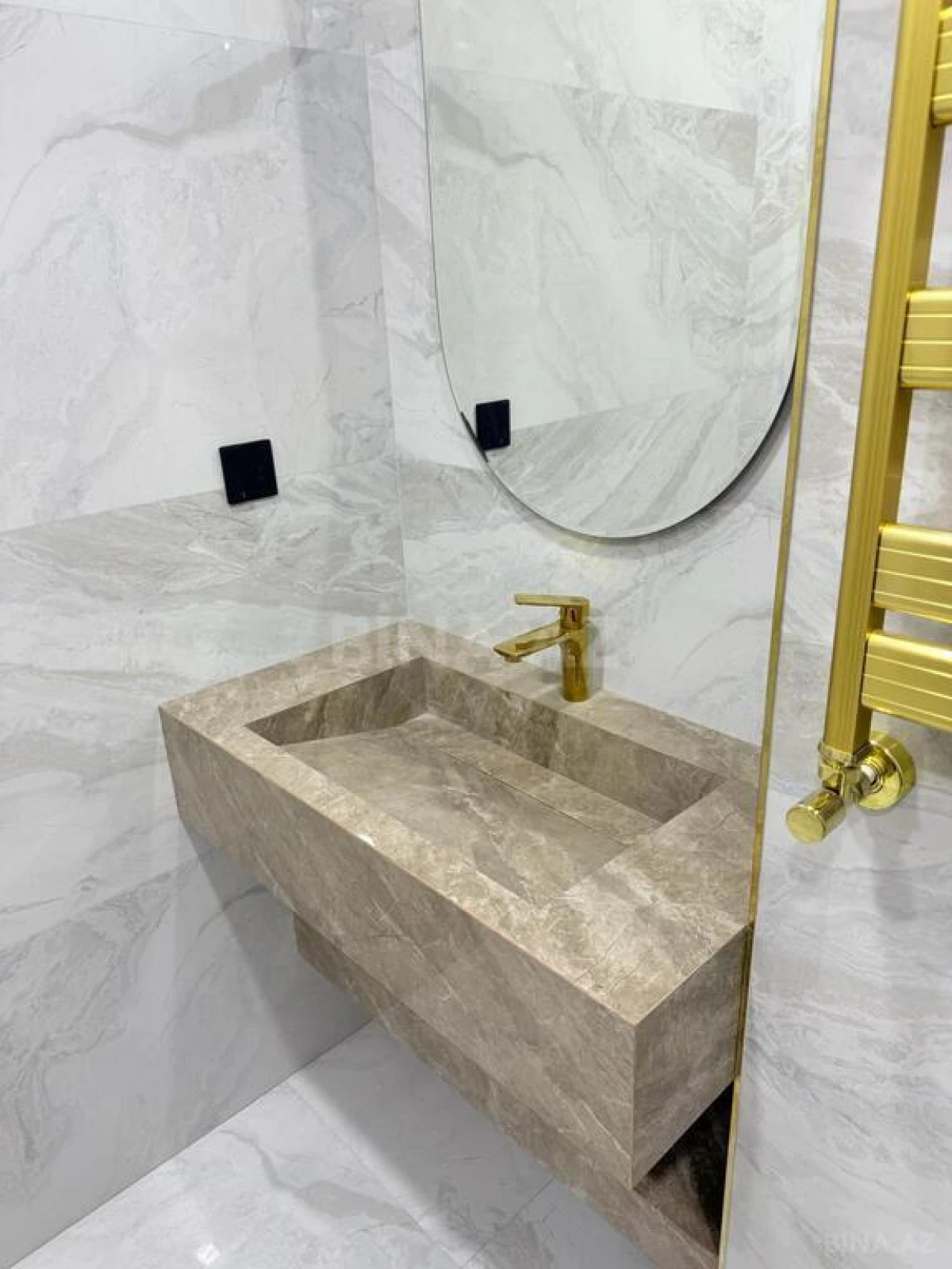 Satılır 3 otaqlı mənzil 100 m²