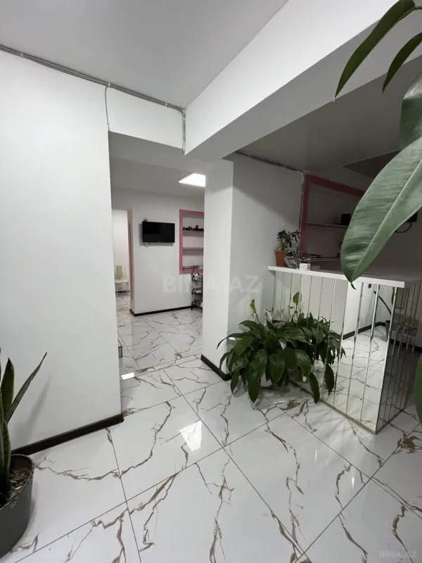 Satılır obyekt 108 m²