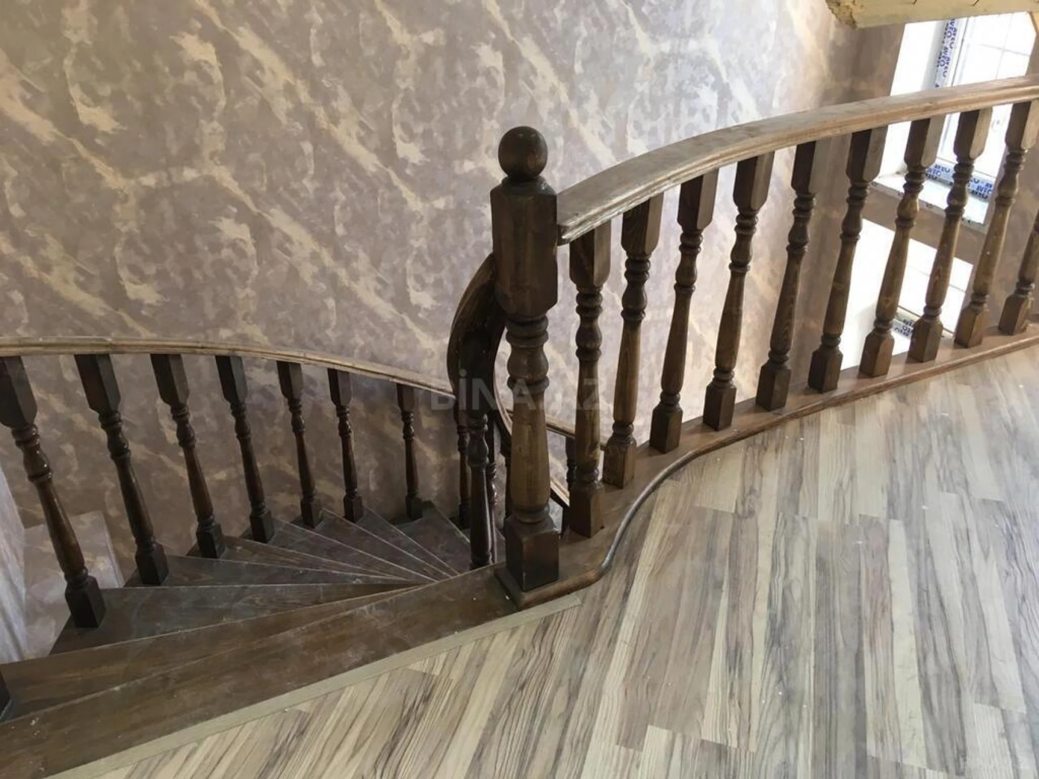 Satılır 5 otaqlı həyət evi 130 m²