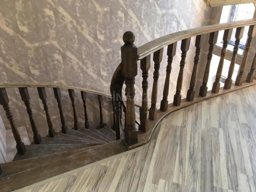 Satılır 5 otaqlı həyət evi 130 m²