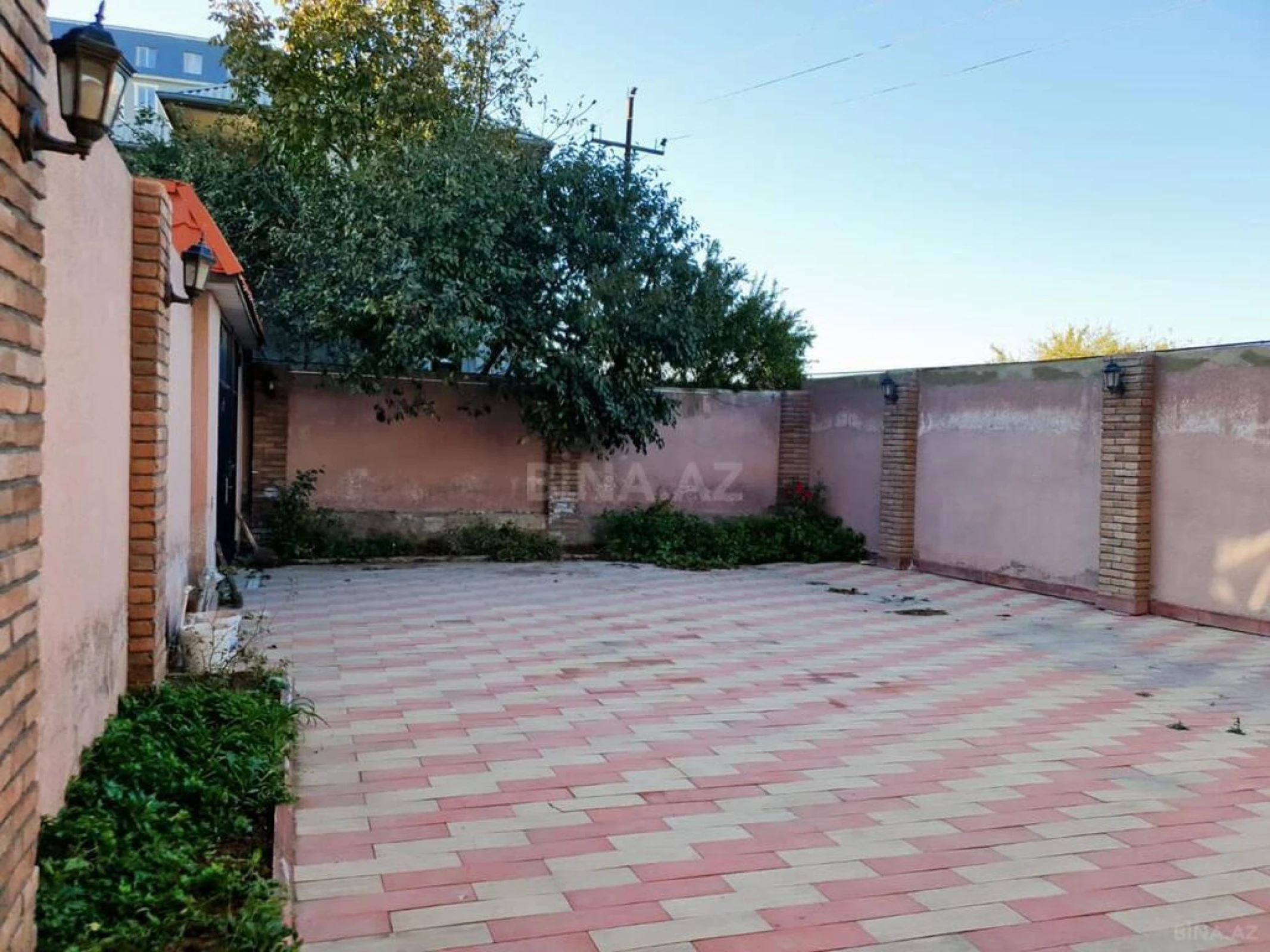 Satılır 5 otaqlı həyət evi 130 m²