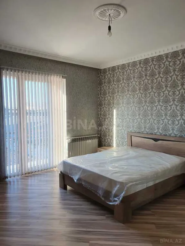 Satılır 5 otaqlı həyət evi 130 m²