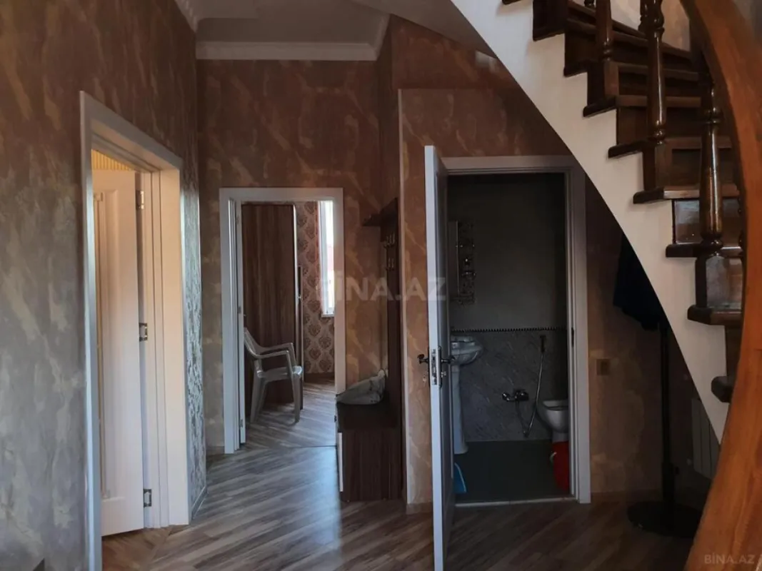 Satılır 5 otaqlı həyət evi 130 m²