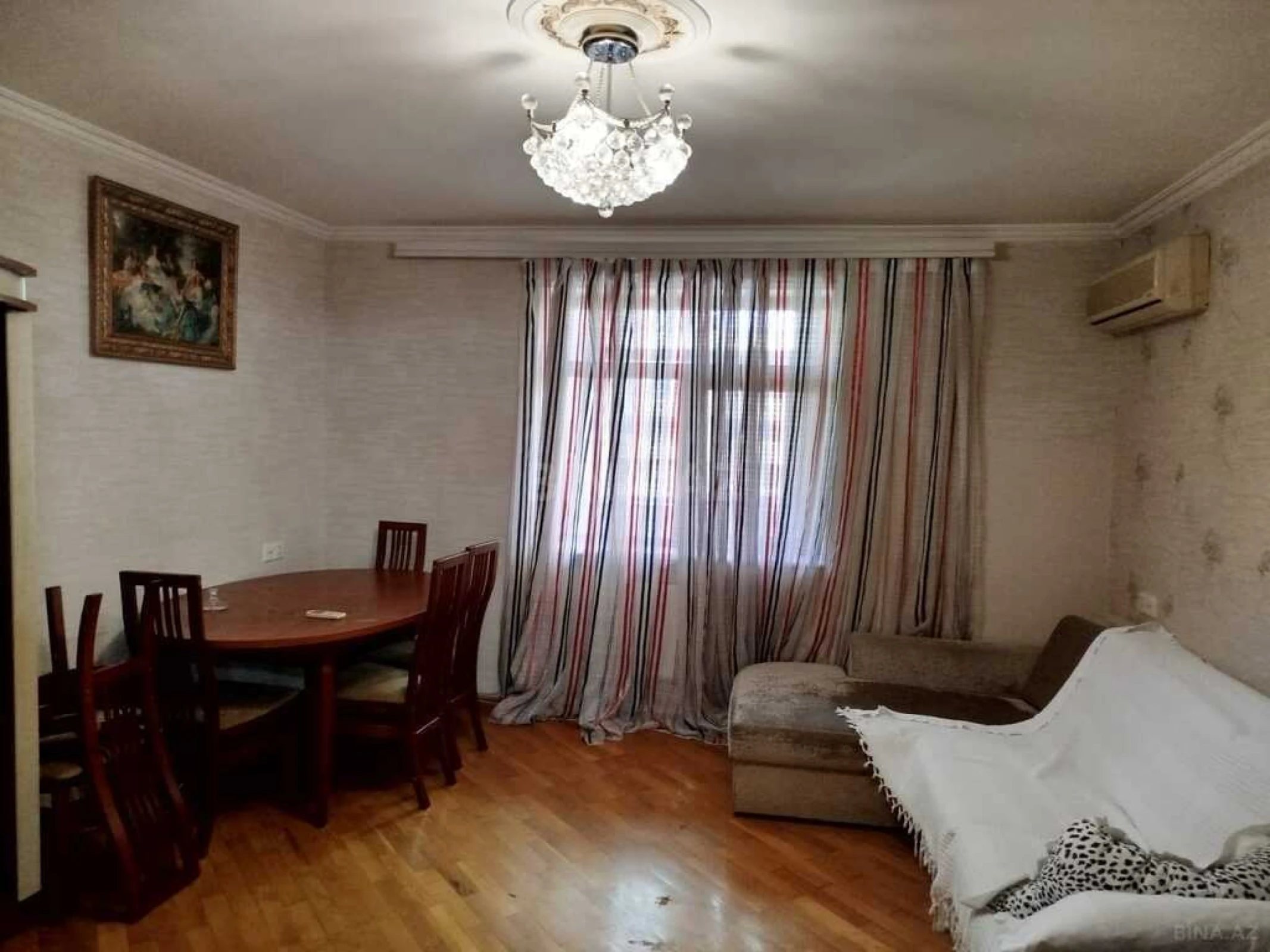 Kirayə verilir 2 otaqlı mənzil 60 m²