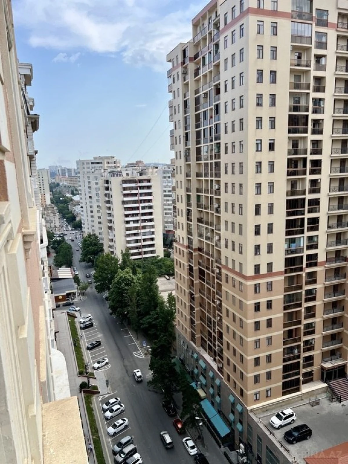 Kirayə verilir 2 otaqlı mənzil 67 m²