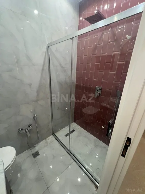 Kirayə verilir 2 otaqlı mənzil 67 m²