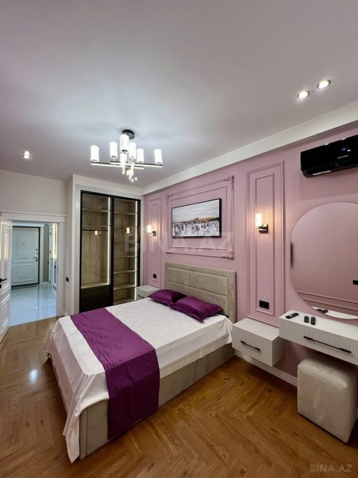 Kirayə verilir 2 otaqlı mənzil 67 m²