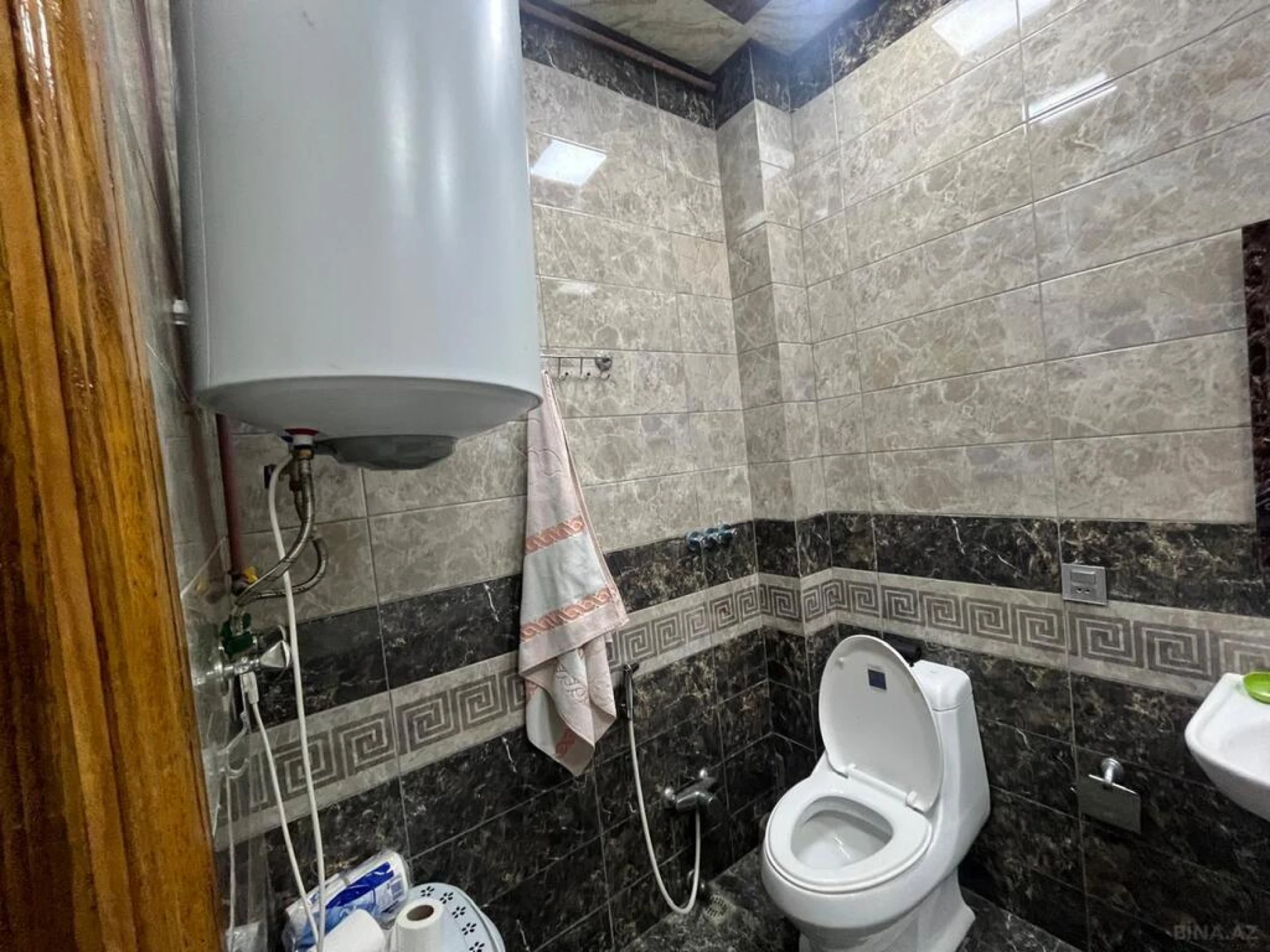 Kirayə verilir 2 otaqlı mənzil 60 m²