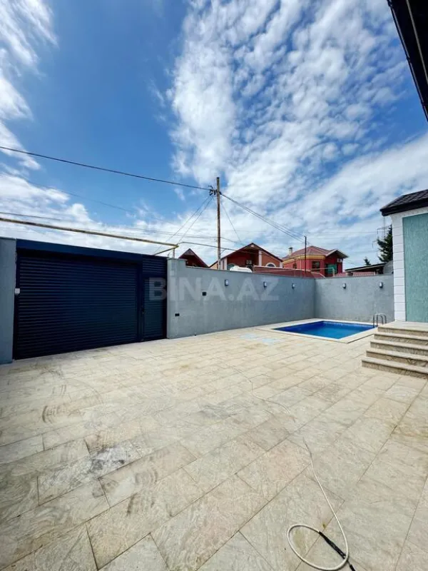 Satılır 4 otaqlı həyət evi 140 m²