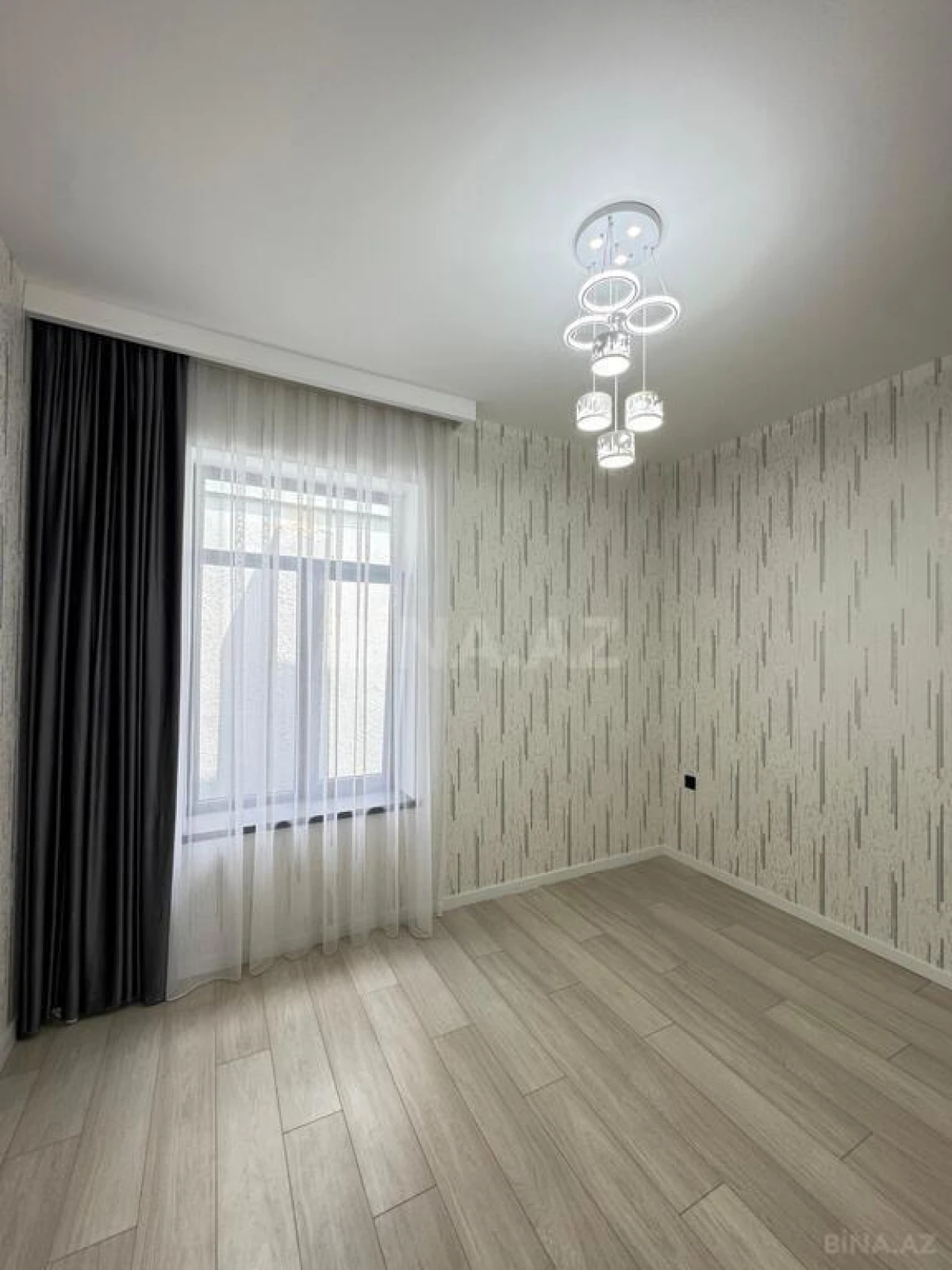 Satılır 4 otaqlı həyət evi 140 m²