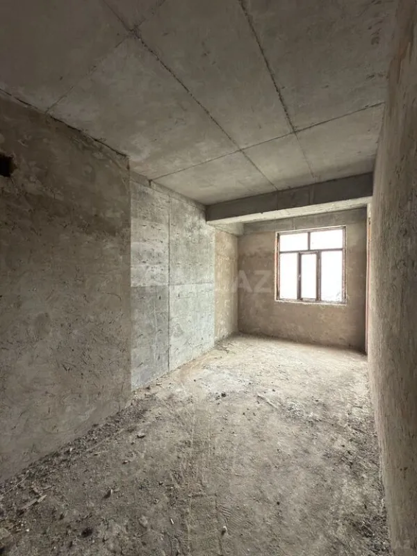 Satılır 3 otaqlı mənzil 155.5 m²