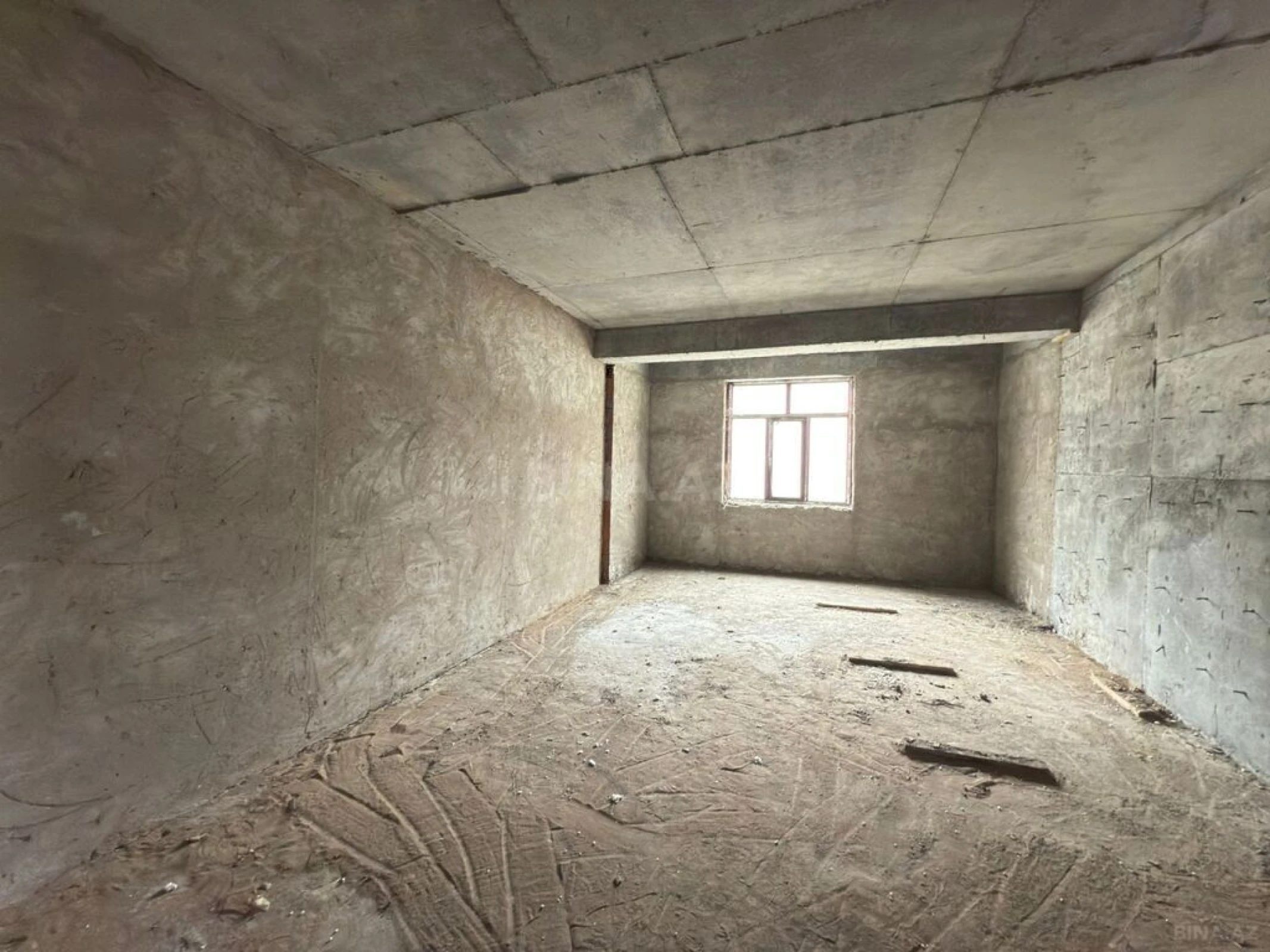 Satılır 3 otaqlı mənzil 155.5 m²