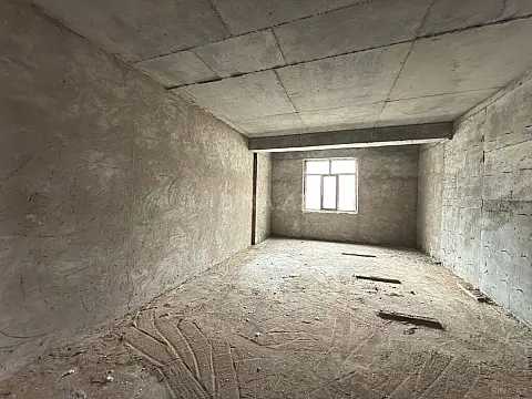 Satılır 3 otaqlı mənzil 155.5 m²