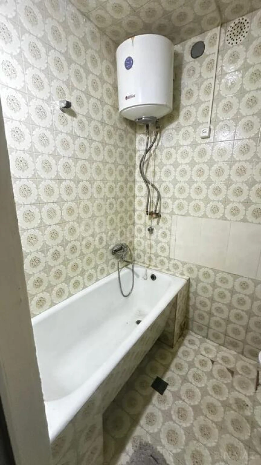 Kirayə verilir 3 otaqlı ofis 70 m²