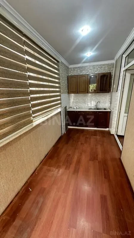 Kirayə verilir 3 otaqlı ofis 70 m²