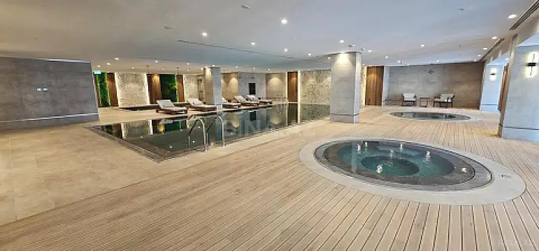 Satılır 2 otaqlı mənzil 98 m²