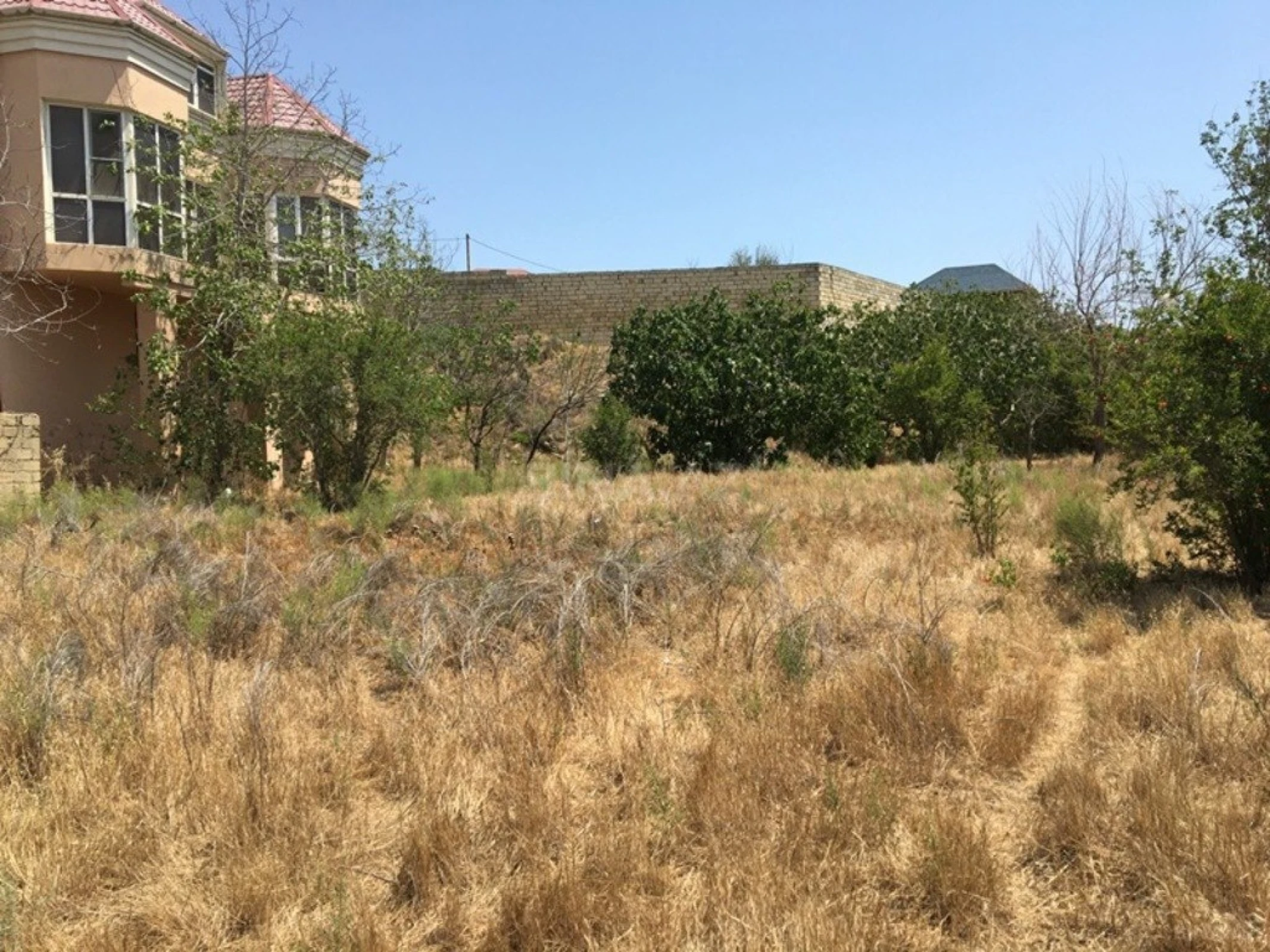 Satılır torpaq sahəsi 8 m²