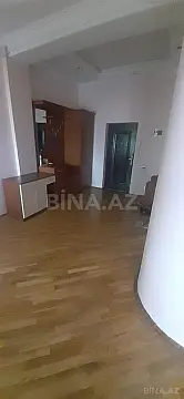 Satılır 3 otaqlı mənzil 110 m²