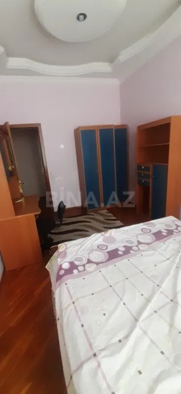 Satılır 3 otaqlı mənzil 110 m²