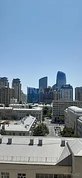 Satılır 3 otaqlı mənzil 110 m²