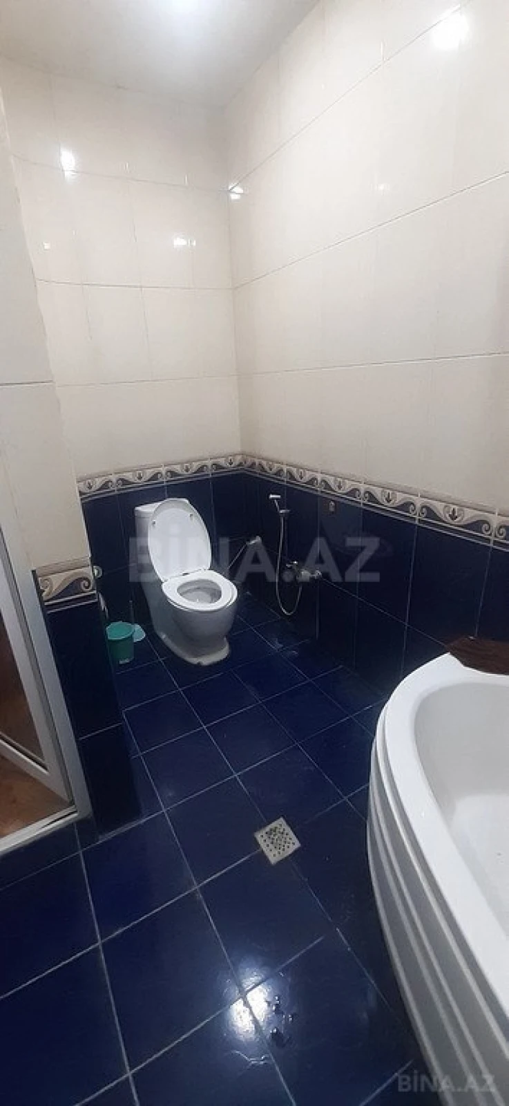 Satılır 3 otaqlı mənzil 110 m²