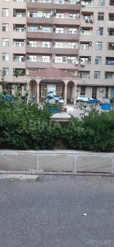 Satılır 3 otaqlı mənzil 110 m²