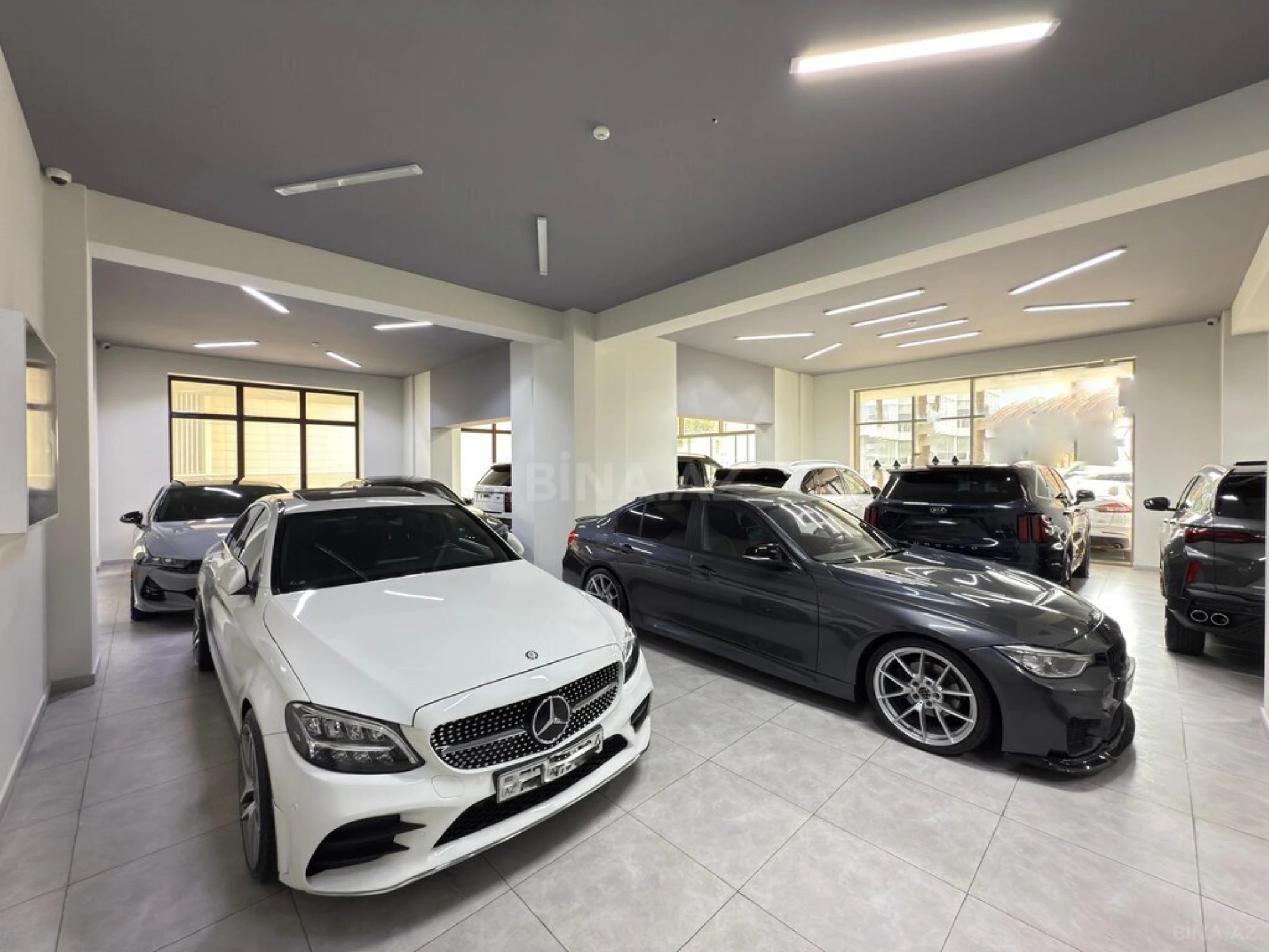 Satılır obyekt 750 m²