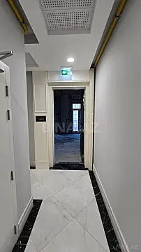 Satılır 4 otaqlı mənzil 145 m²