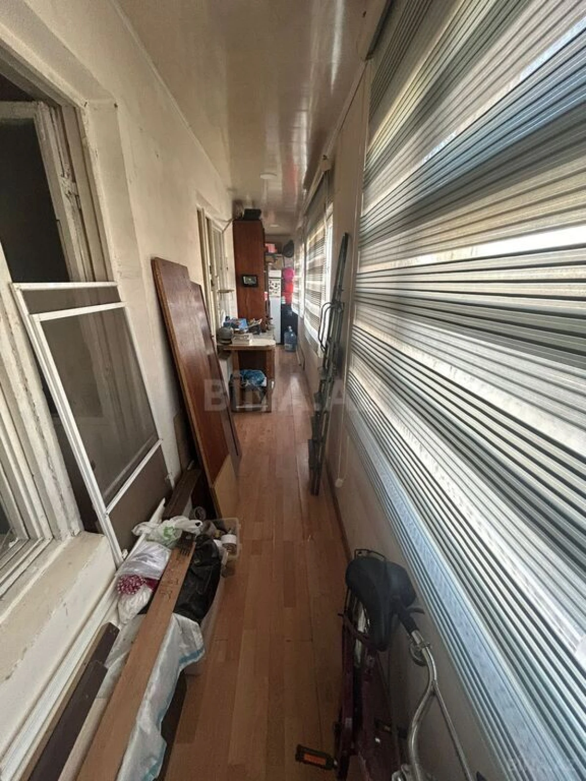 Satılır 5 otaqlı mənzil 130 m²