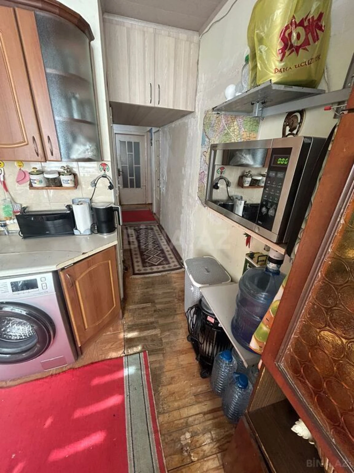 Satılır 5 otaqlı mənzil 130 m²